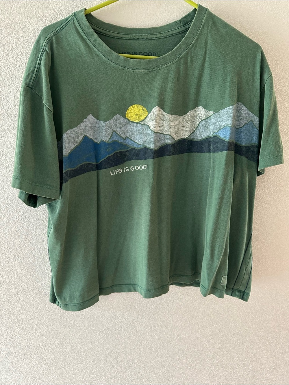 Life is good green Crop T shirt